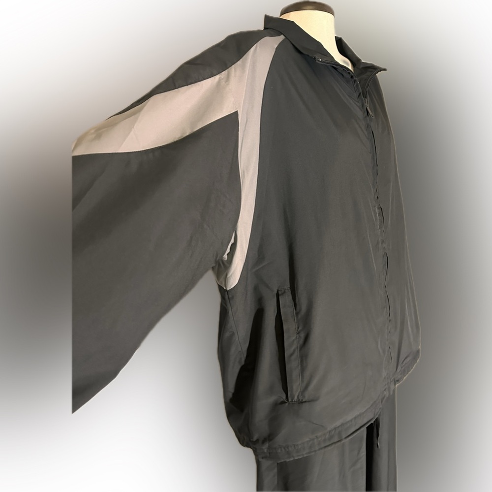 Roundtree & York Sport XL Tracksuit Set Windbreaker Joggers Set FREE SHIPPING